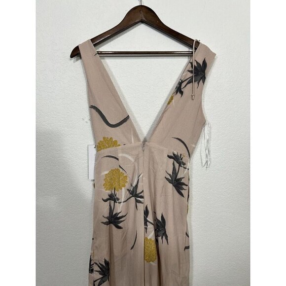 NWT White Closet Floral Jumpsuit Romper Pink Size Small Deep V Neck - Picture 6 of 10